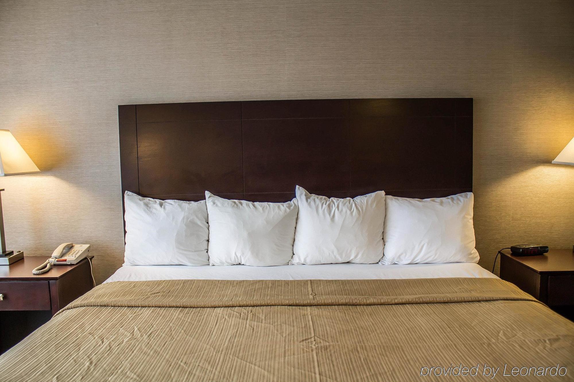 Quality Inn & Conference Center アクロン エクステリア 写真