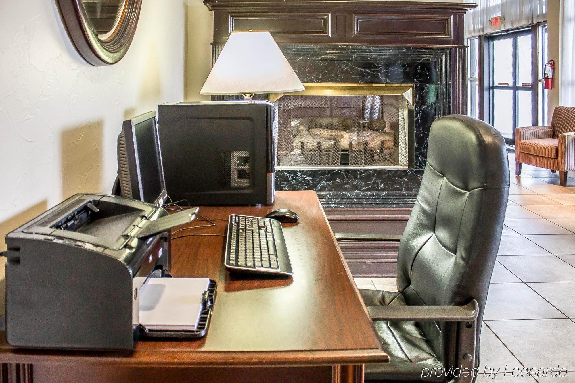 Quality Inn & Conference Center アクロン エクステリア 写真