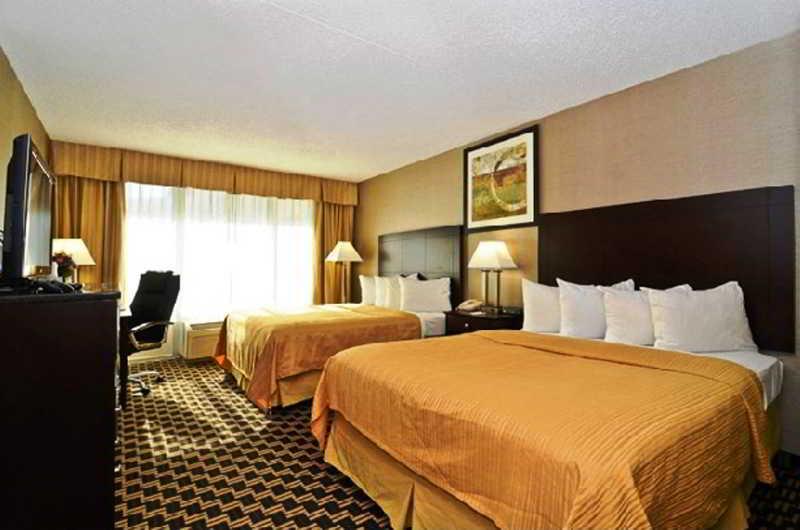 Quality Inn & Conference Center アクロン エクステリア 写真